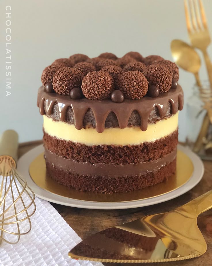 Bolo de Chocolate – Feito por Cláudia Felix